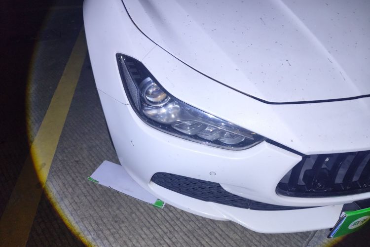 玛莎拉蒂 Ghibli 2014款 3.0T 标准版车身外观6006