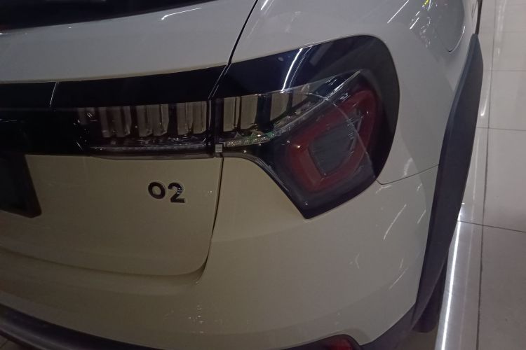 领克02 2019款 1.5T DCT两驱劲Pro版 国VI车身外观6006