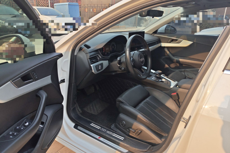 奥迪A4L 2020款 40 TFSI 时尚动感型中控内饰20