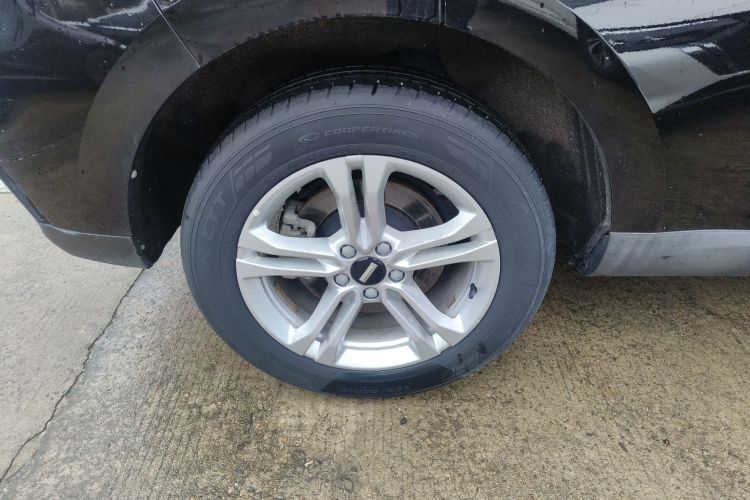 魏牌 VV5 2020款 1.5T 两驱颜先锋车身外观6008