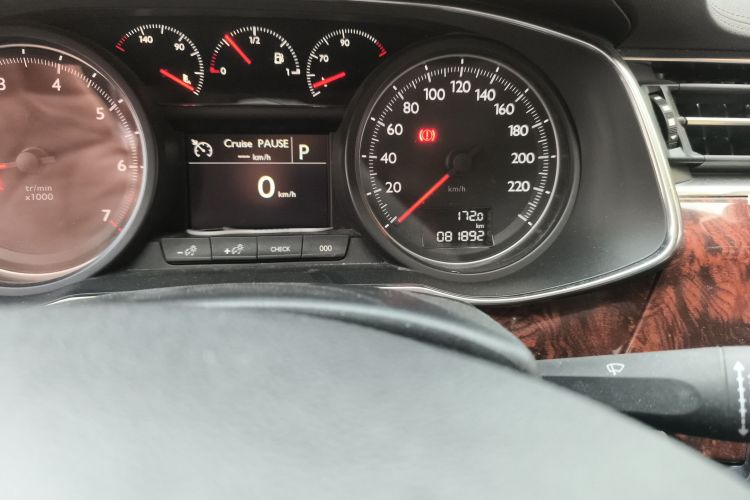 东风风神 东风A9 2016款 1.8T 尊贵型中控内饰15