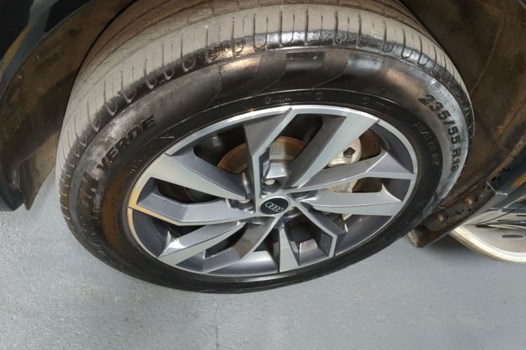 奥迪Q5L 2024款 40 TFSI 豪华动感型车身外观6007