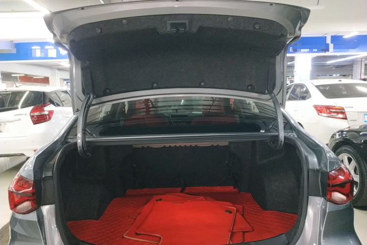 雪佛兰 科鲁泽 2019款 Redline 320T 双离合欢快版 国VI局部细节23