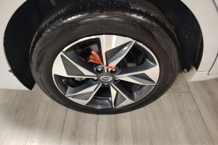 广汽传祺 传祺M6 2023款 PRO 270T DCT豪华版车身外观6008