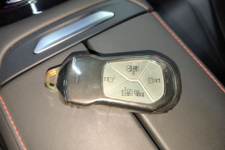 小鹏P7 2022款 625E中控内饰11