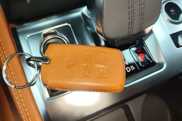 捷豹F-PACE 2024款 P250 R-Dynamic SE中控内饰11