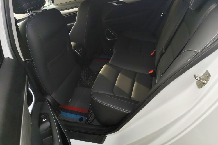 吉利汽车 帝豪 2019款 领军版 1.5L CVT豪华型 国VI中控内饰21