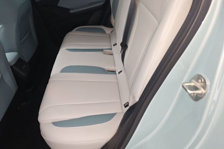 吉利几何E萤火虫 2024款 301km 星光中控内饰21