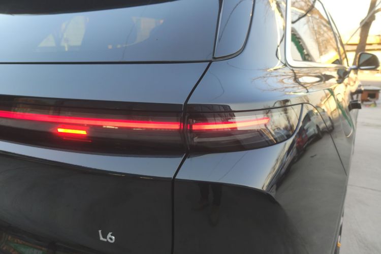 理想汽车 理想L6 2024款 Pro车身外观9