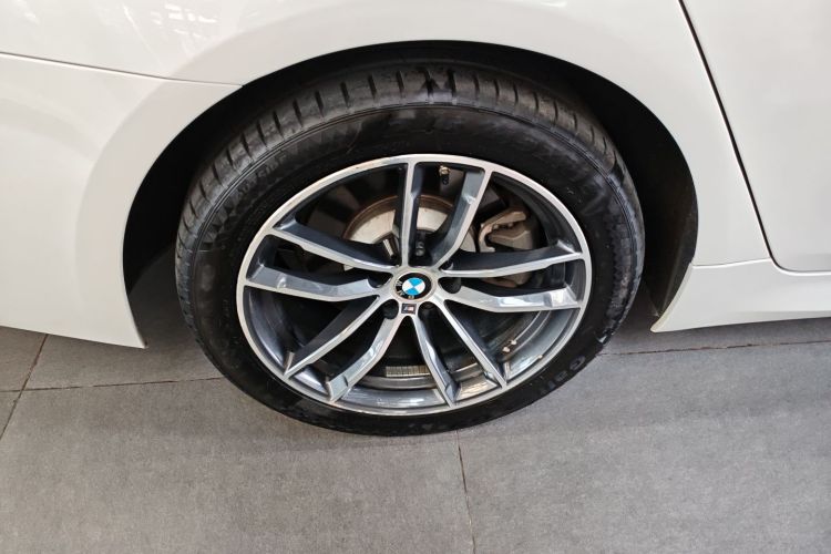 宝马5系 2021款 改款 525Li M运动套装车身外观6008