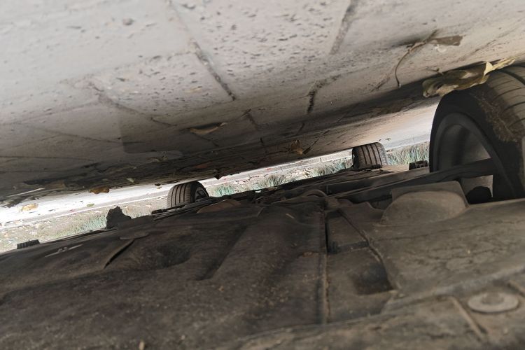 宝马1系 2021款 125i M运动曜夜版局部细节9008