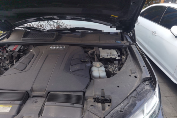 奥迪Q7 2018款 45 TFSI 技术型局部细节9007