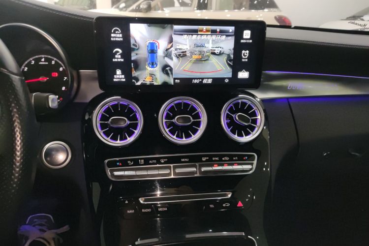 奔驰C级(进口) 2018款 C 200 轿跑车局部细节16