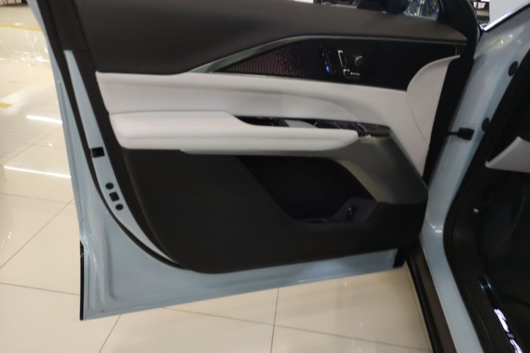 凯迪拉克 IQ锐歌 2022款 后驱长续航豪华版中控内饰47