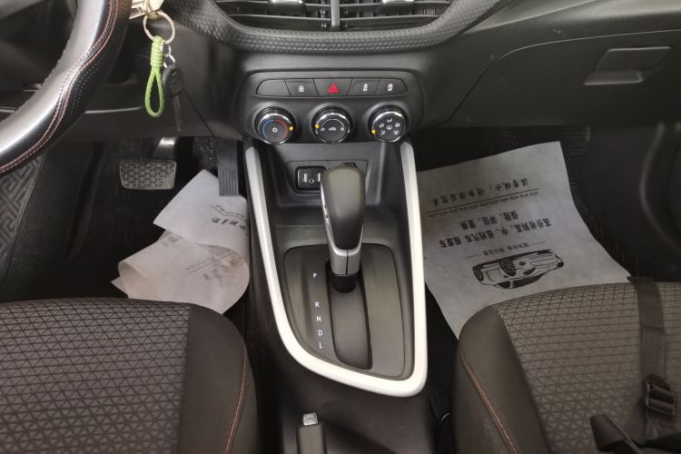 雪佛兰 科沃兹 2020款 Redline 325T 自动欣尚版 国VI中控内饰18