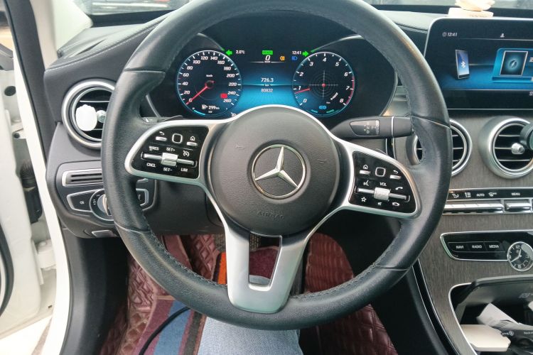 奔驰C级 2020款 C 260 L局部细节13