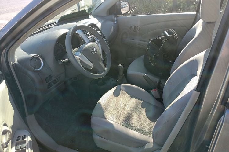 日产 阳光 2015款 1.5XE 手动舒适版局部细节19