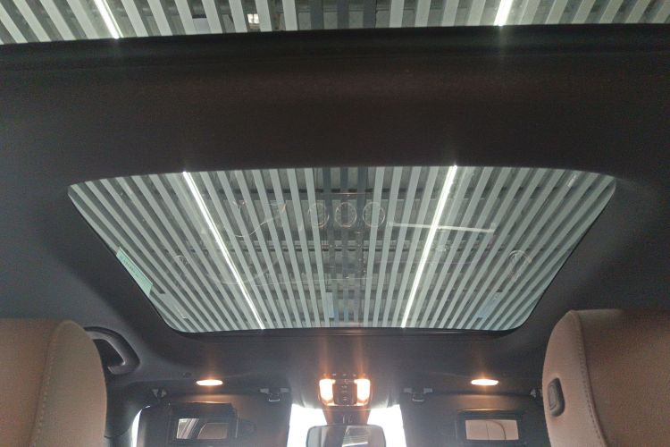 奔驰GLB 2023款 GLB 220 时尚型局部细节22