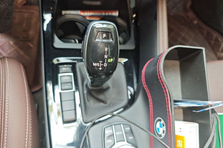 宝马X1 2020款 sDrive20Li 尊享型中控内饰18