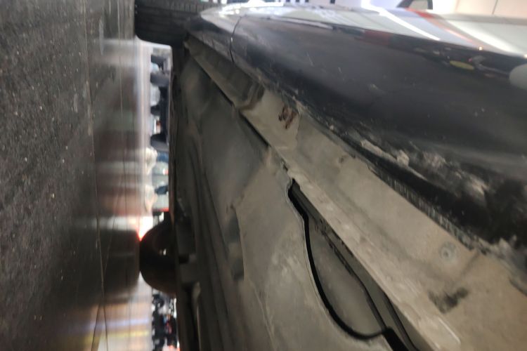 路虎 揽胜极光 2021款 极光L 249PS R-Dynamic S 性能版局部细节9002