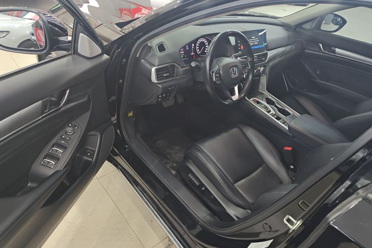 本田 雅阁 2022款 锐·混动 2.0L 锐领版中控内饰7003