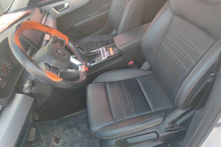 比亚迪 秦 2019款 1.5L 自动豪华型中控内饰19