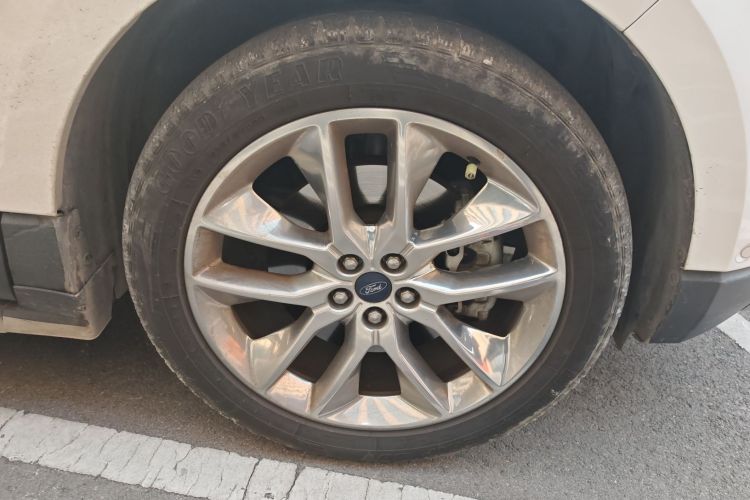 福特 锐界 2017款 EcoBoost 245 四驱旗舰型 7座车身外观10