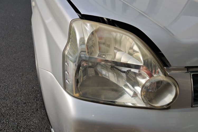 日产 奇骏 2010款 2.5L CVT豪华版 4WD车身外观6006