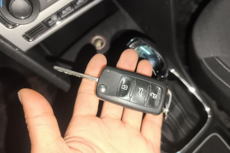 大众 2014款 1.6L Cross Polo 自动中控内饰7001