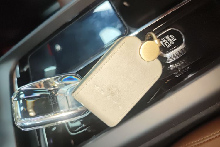 沃尔沃XC60 2023款 B5 四驱智远豪华版中控内饰7001