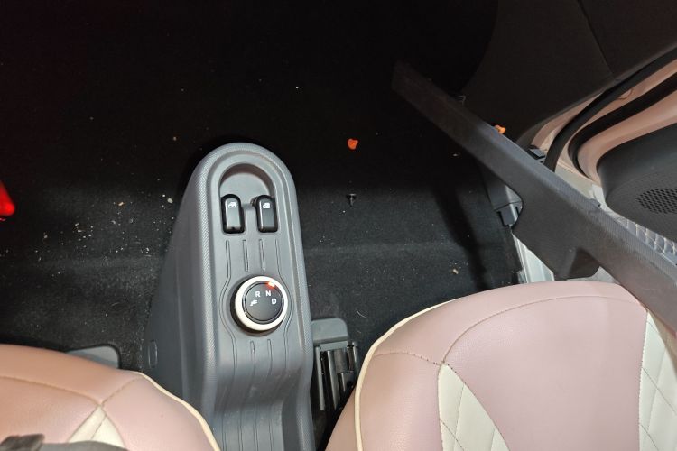 五菱汽车 宏光MINIEV 2021款 马卡龙臻享款 三元锂局部细节18