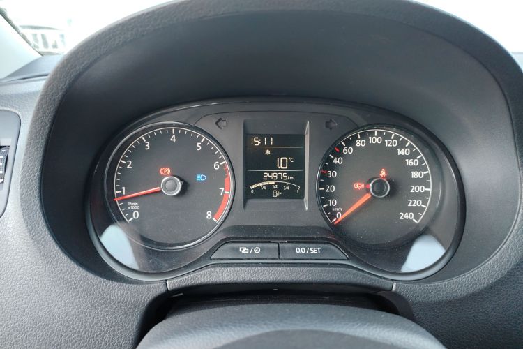 大众 Polo 2016款 1.4L 手动风尚型中控内饰14