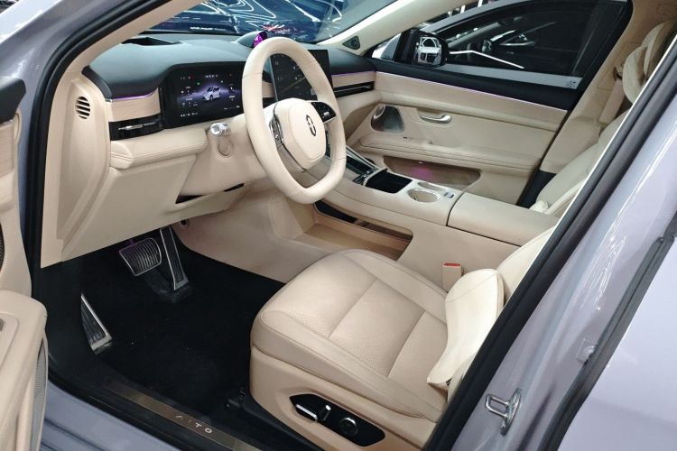 鸿蒙智行 问界M5 2025款 纯电  Ultra 后驱版中控内饰19