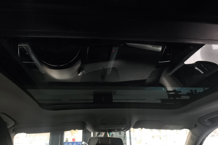 奥迪Q5 2016款 40 TFSI 技术型中控内饰22