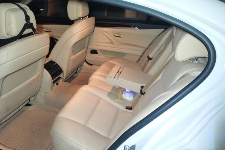 宝马5系 2011款 523Li 豪华型中控内饰7004