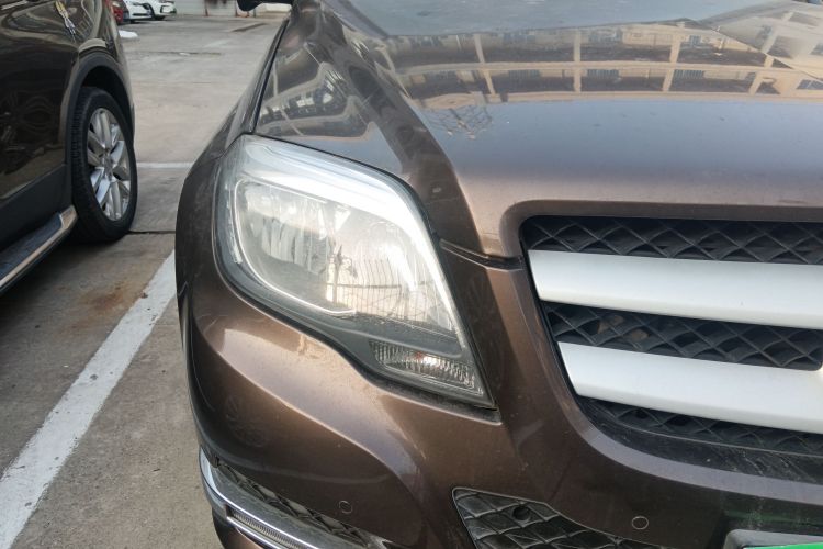 奔驰GLK级 2014款 GLK 260 4MATIC 动感型车身外观8