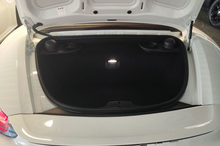 保时捷718 2020款 Boxster 2.0T局部细节23