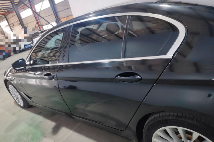 宝马5系新能源 2019款 改款 530Le 先锋版车身外观6003