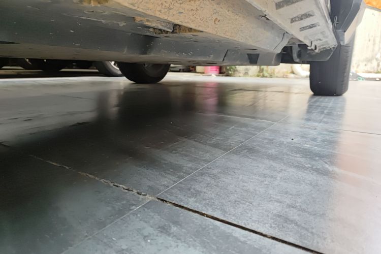 丰田 威兰达 2023款 2.0L CVT两驱豪华PLUS版局部细节9004