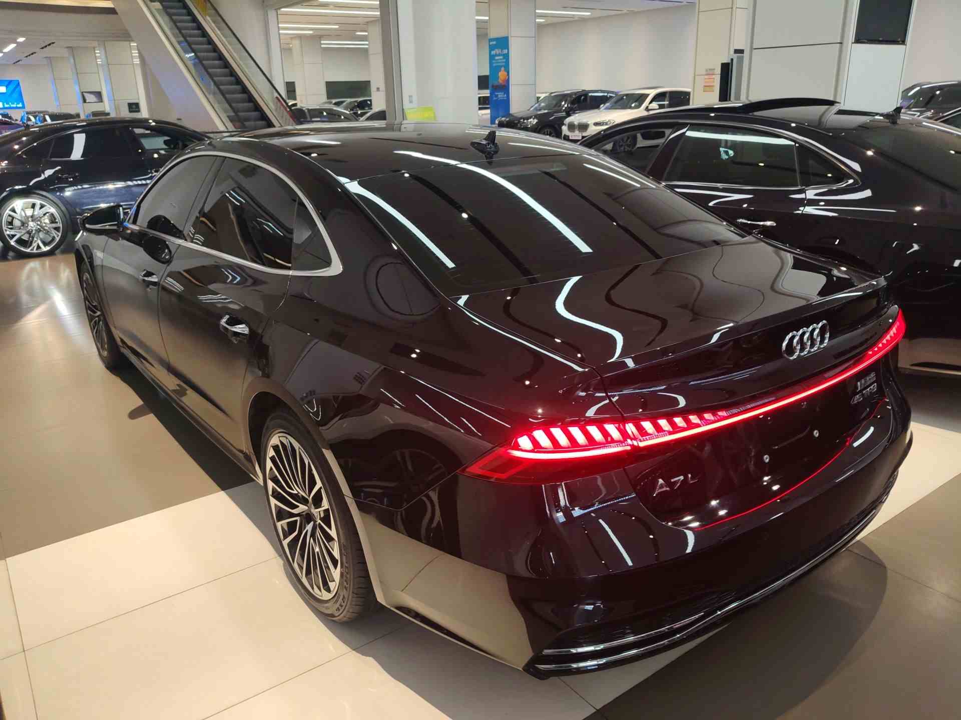 奥迪A7L 2024款 45 TFSI 豪华型(3)