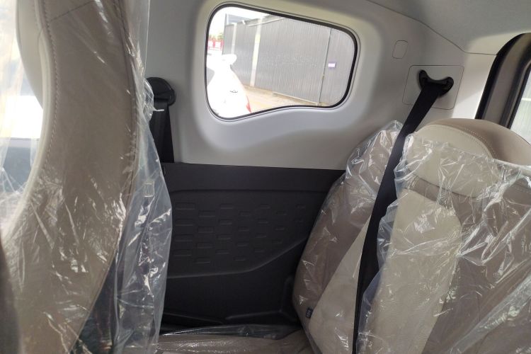 奇瑞新能源 QQ冰淇淋 2025款 155km 圣代版中控内饰7006