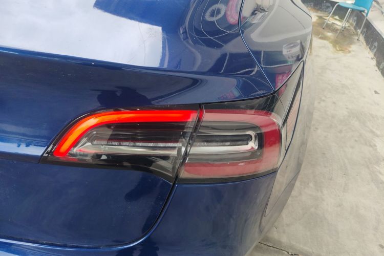 特斯拉 Model 3 2020款 改款 标准续航后驱升级版车身外观9