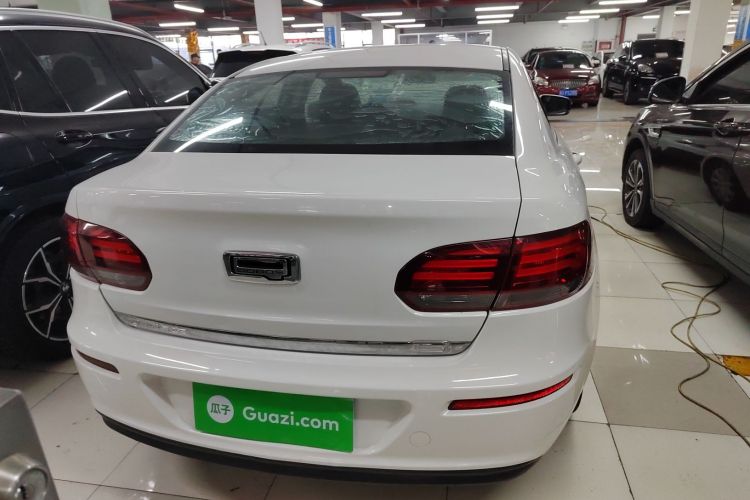 观致3 2018款 三厢 1.6L 自动领先型车身外观6004