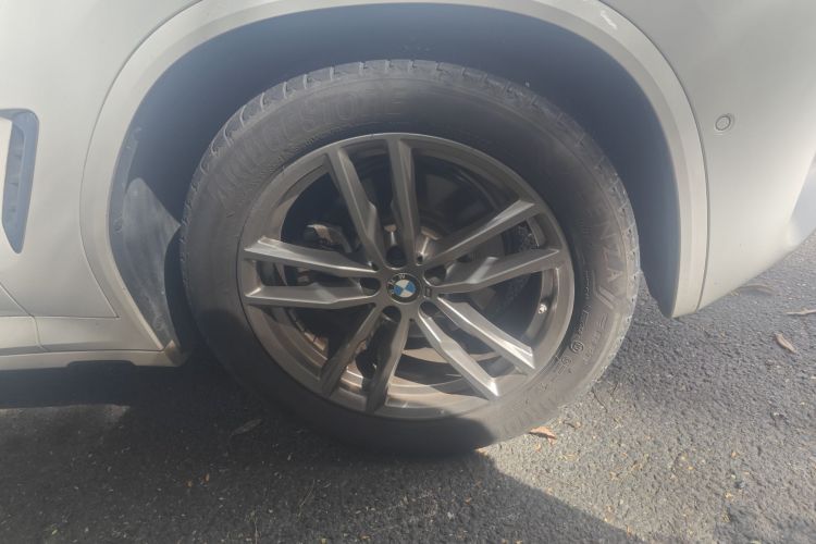 宝马X3 2019款 xDrive28i M运动套装车身外观6005