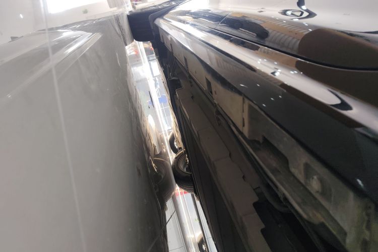 比亚迪 秦PLUS 2023款  冠军版 DM-i 120KM超越型局部细节9002