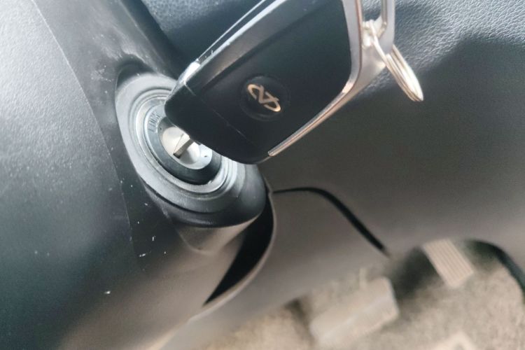 凯翼C3 2015款 1.5L AMT金钻版中控内饰11