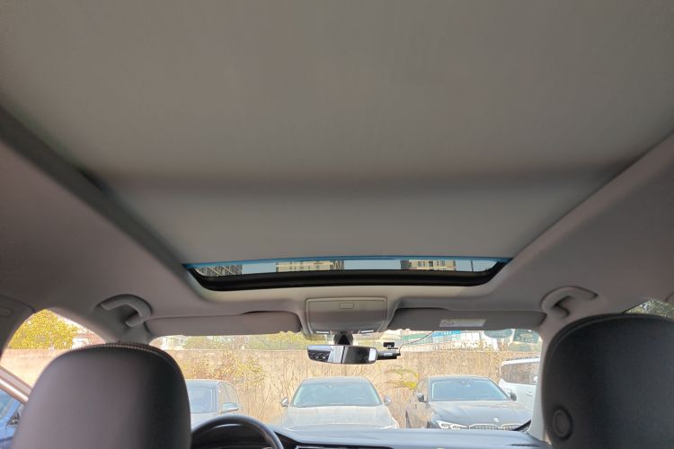 大众 途观L 2017款 330TSI 自动两驱豪华版中控内饰22