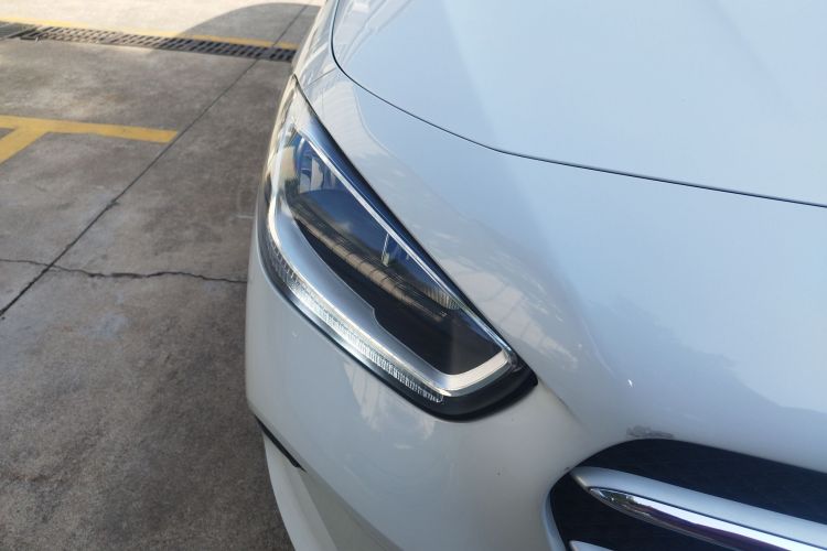 奔驰B级 2020款 B 180车身外观8