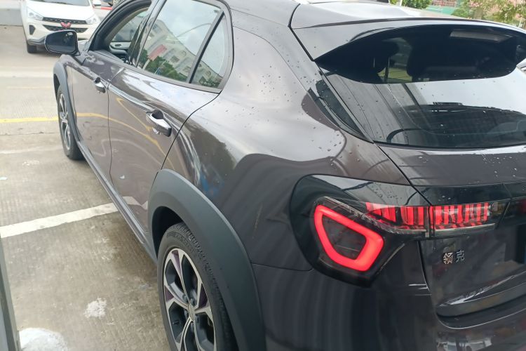 领克02 2020款 1.5T DCT两驱耀版车身外观6001