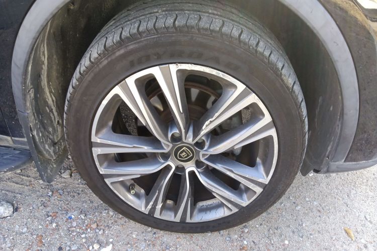 比亚迪 唐 2018款 2.0T 自动智联尊荣型 7座 国V车身外观10